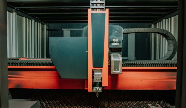 Laser cutting